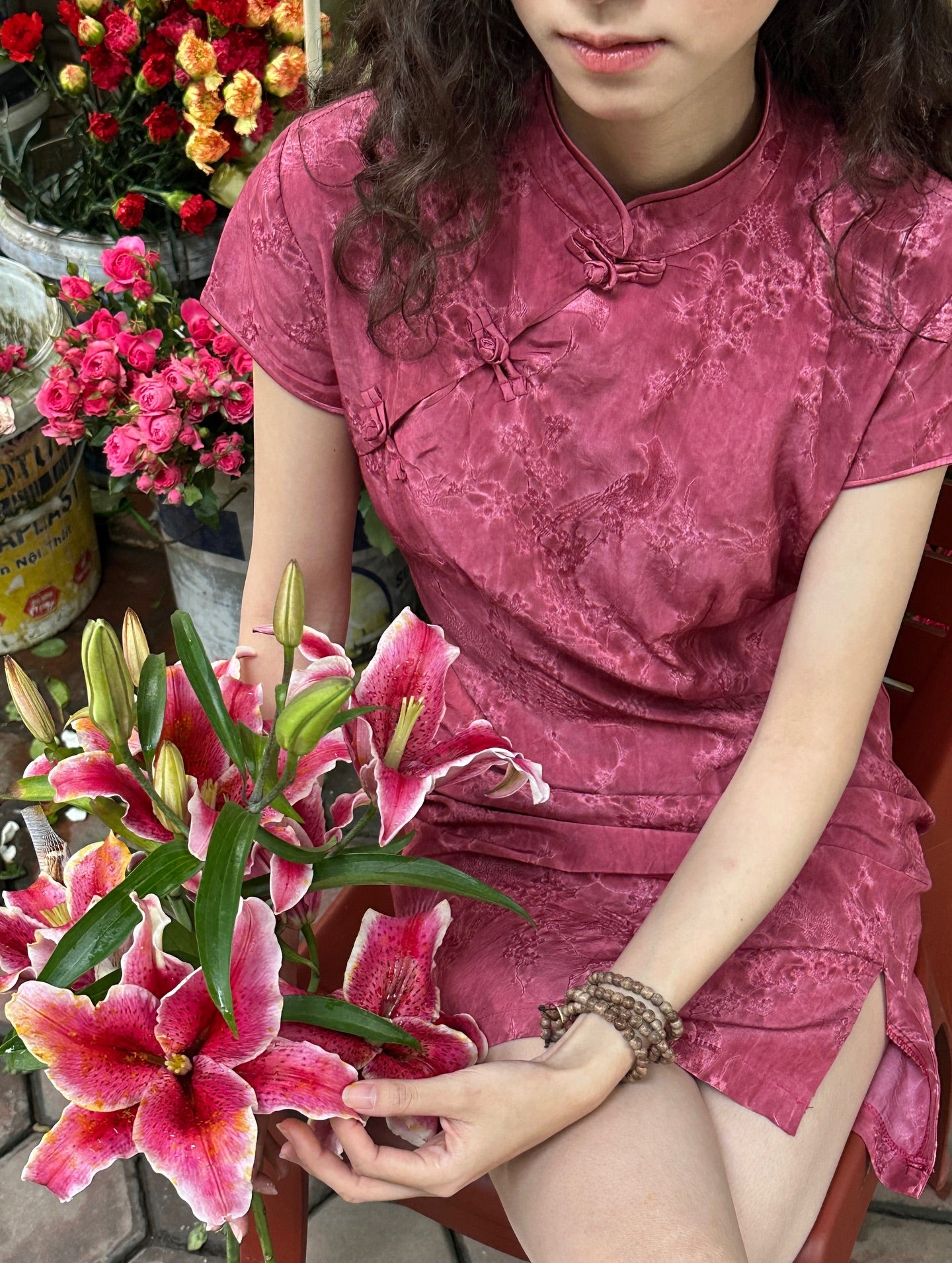 Hong Cam/Hong Uyen/Lam An Qipao